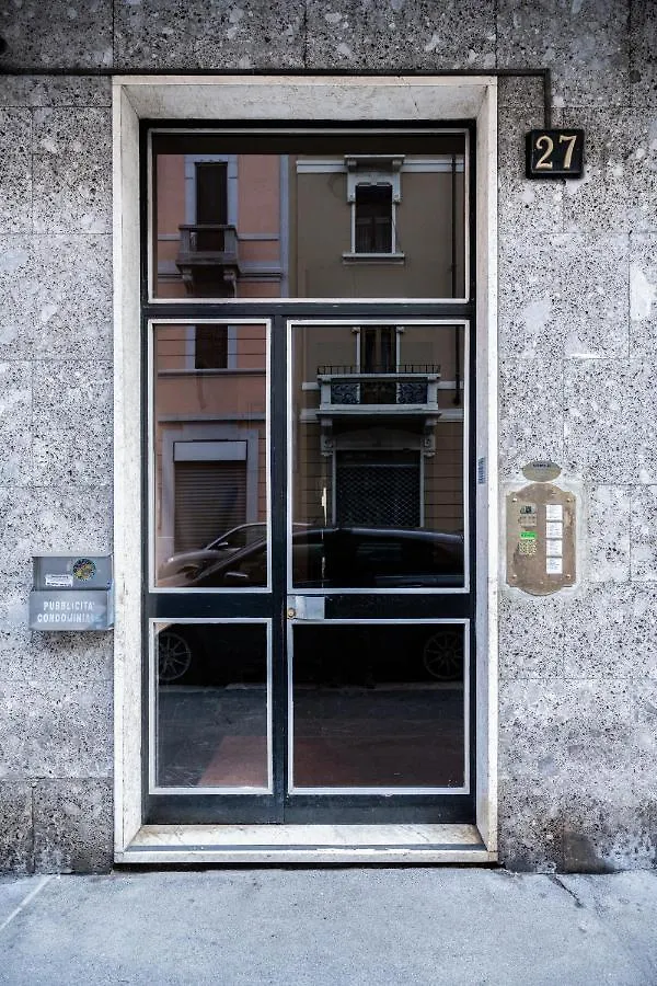 Free Park, Duomo-Porta Venezia A 15 Minuti Apartment Milan